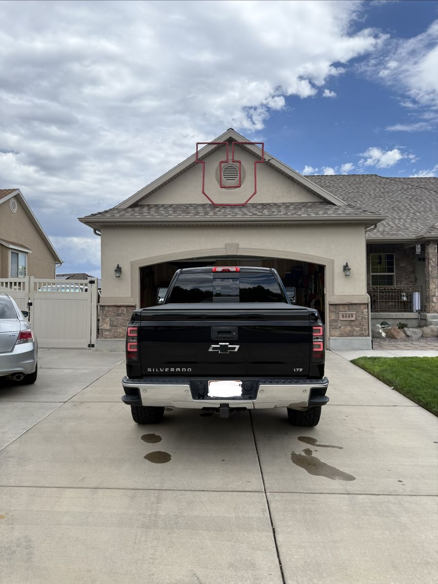 Main image 6