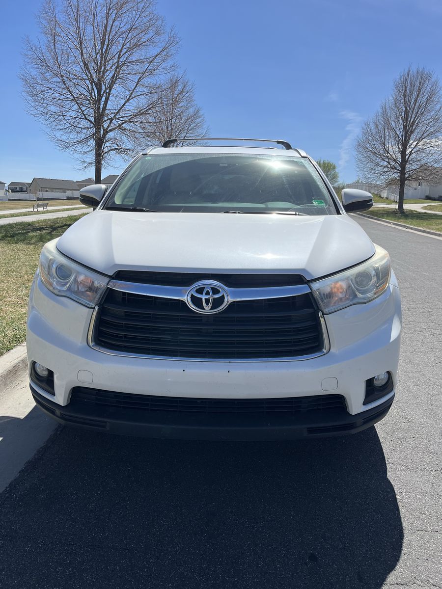 2016 Toyota Highlander 