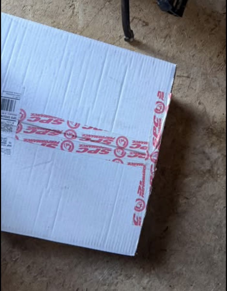 Main image 3