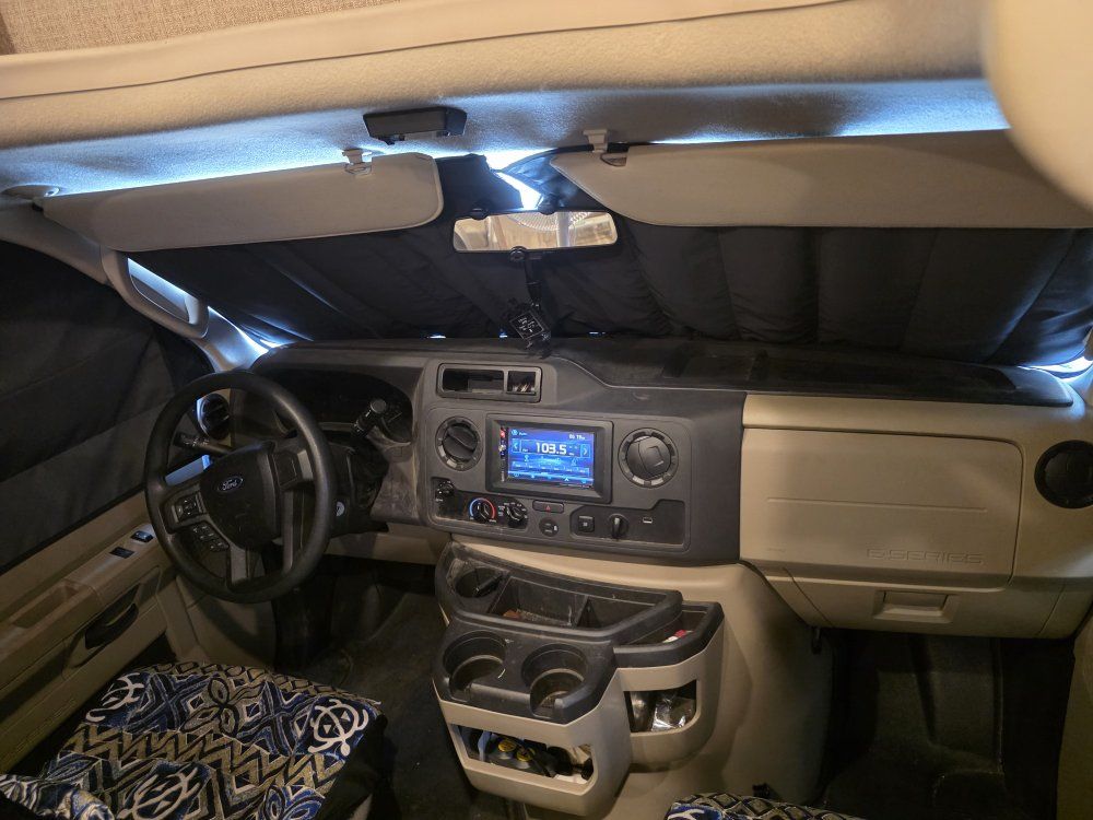 Main image 4