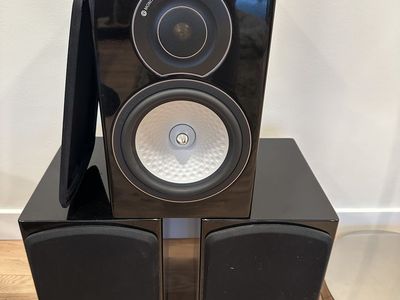 3 Monitor Audio Silver Bookshelf Speakers