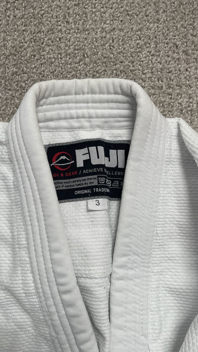 Fuji white single Weave Gi size 3