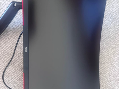 27” 1440p AOC monitor w/ arm