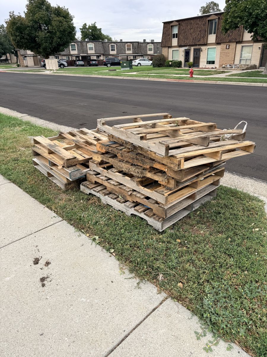 Free pallets