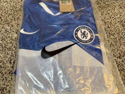 Chelsea FC 2025/2026 Home Jersey Size - XL