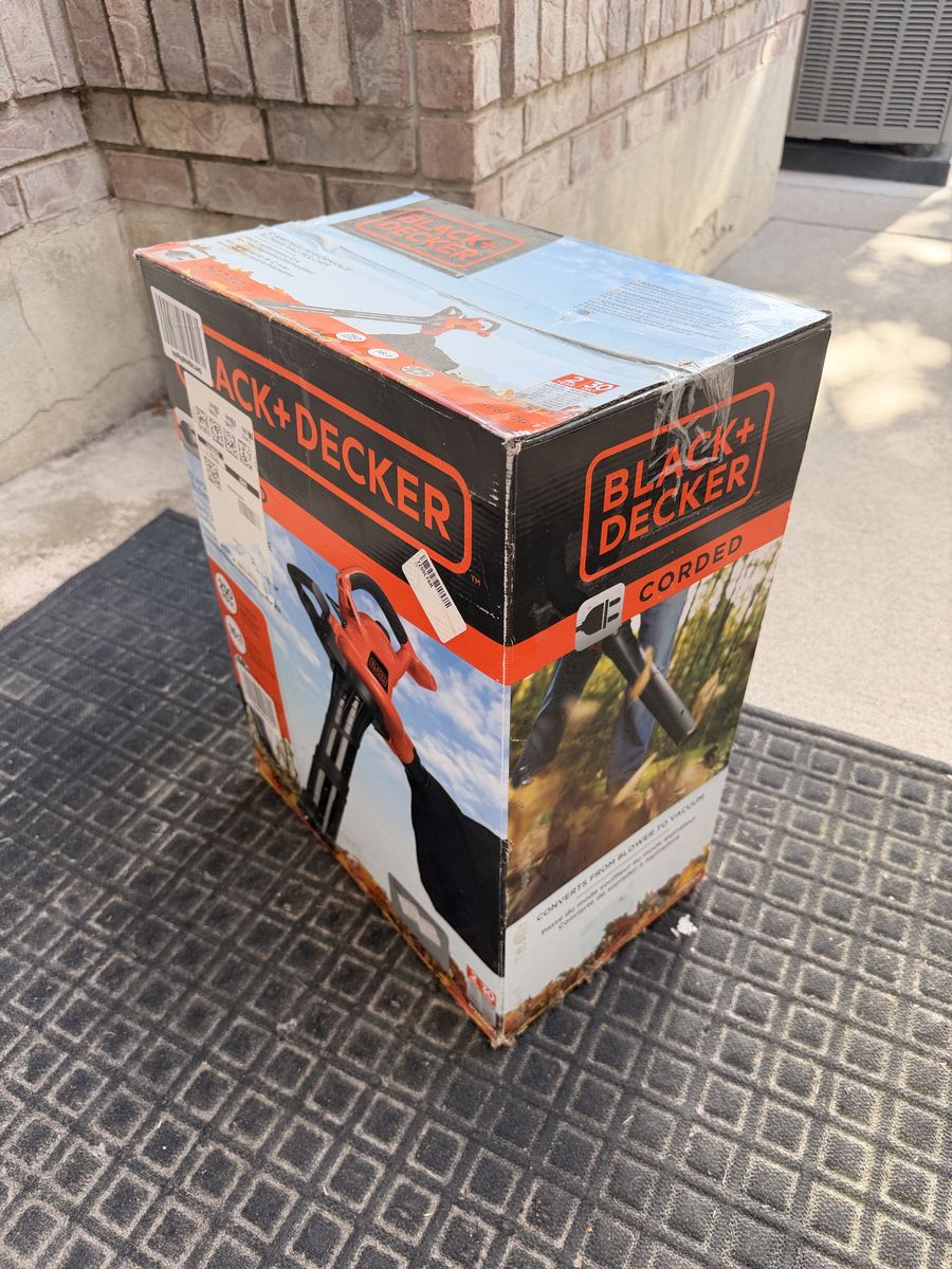 New in Box BLACK+DECKER Corded Blower/Vacuum/Mulcher