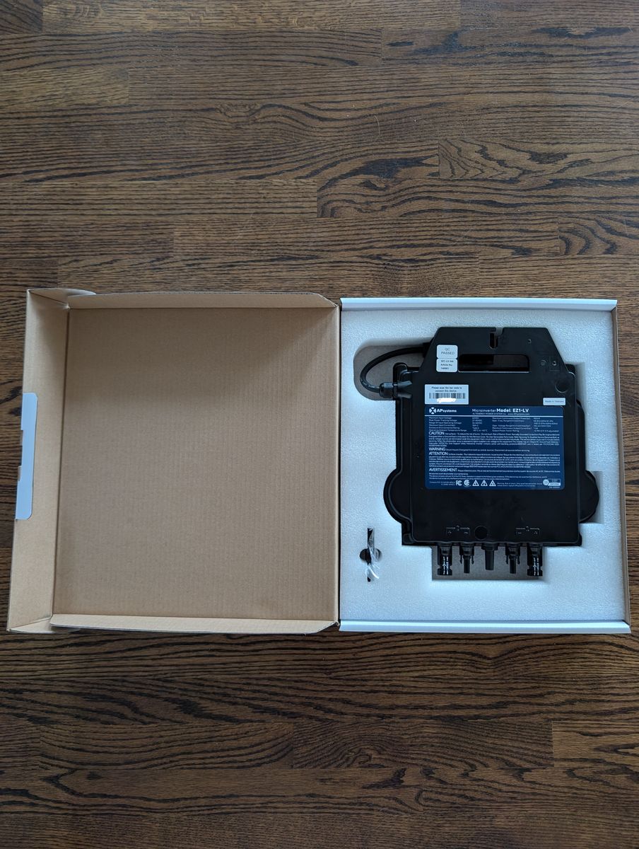 APsystems EZ1-LV 120V Plug-in Solar Microinverter Balcony Solar HB 340 Solar