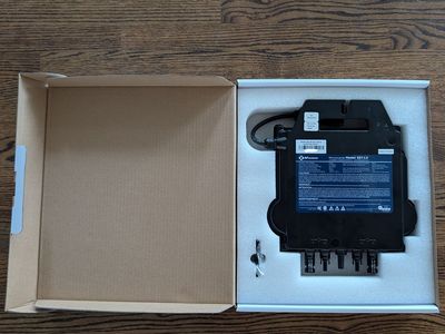 APsystems EZ1-LV 120V Plug-in Solar Microinverter Balcony Solar HB 340 Solar