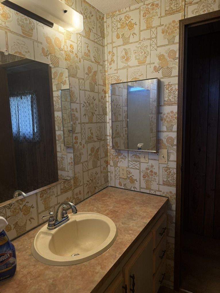 Main image 14