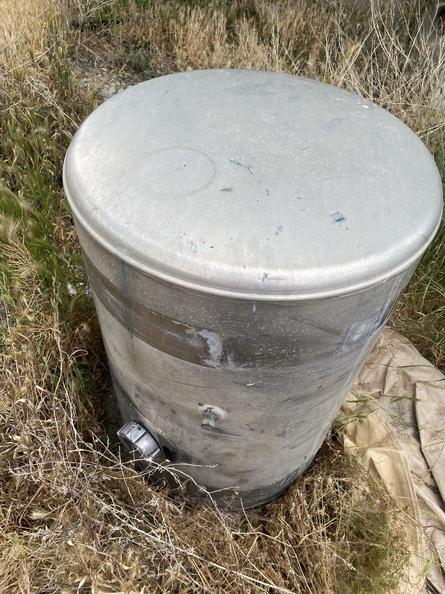 Main image 3