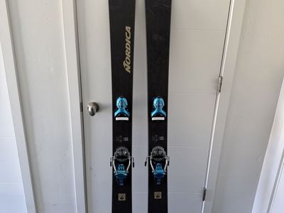 Nordica Unleashed 108 185cm skis Look Pivot 15 2.0 Blue Steel