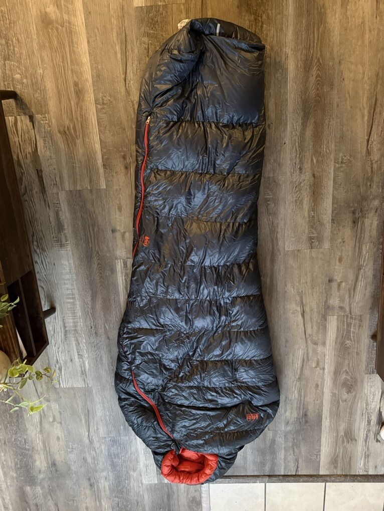 REI Magma 10° Down Sleeping Bag