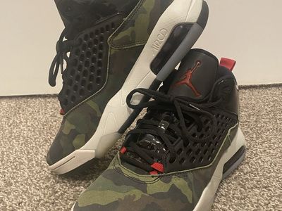 Size 8.5 Jordan’s