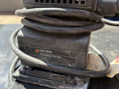Black & Decker Finishing Sander 7443
