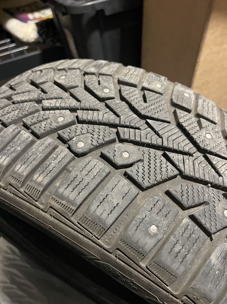 205/50R17 (set of 4) ALTIMAX ARCTIC Studded Tires