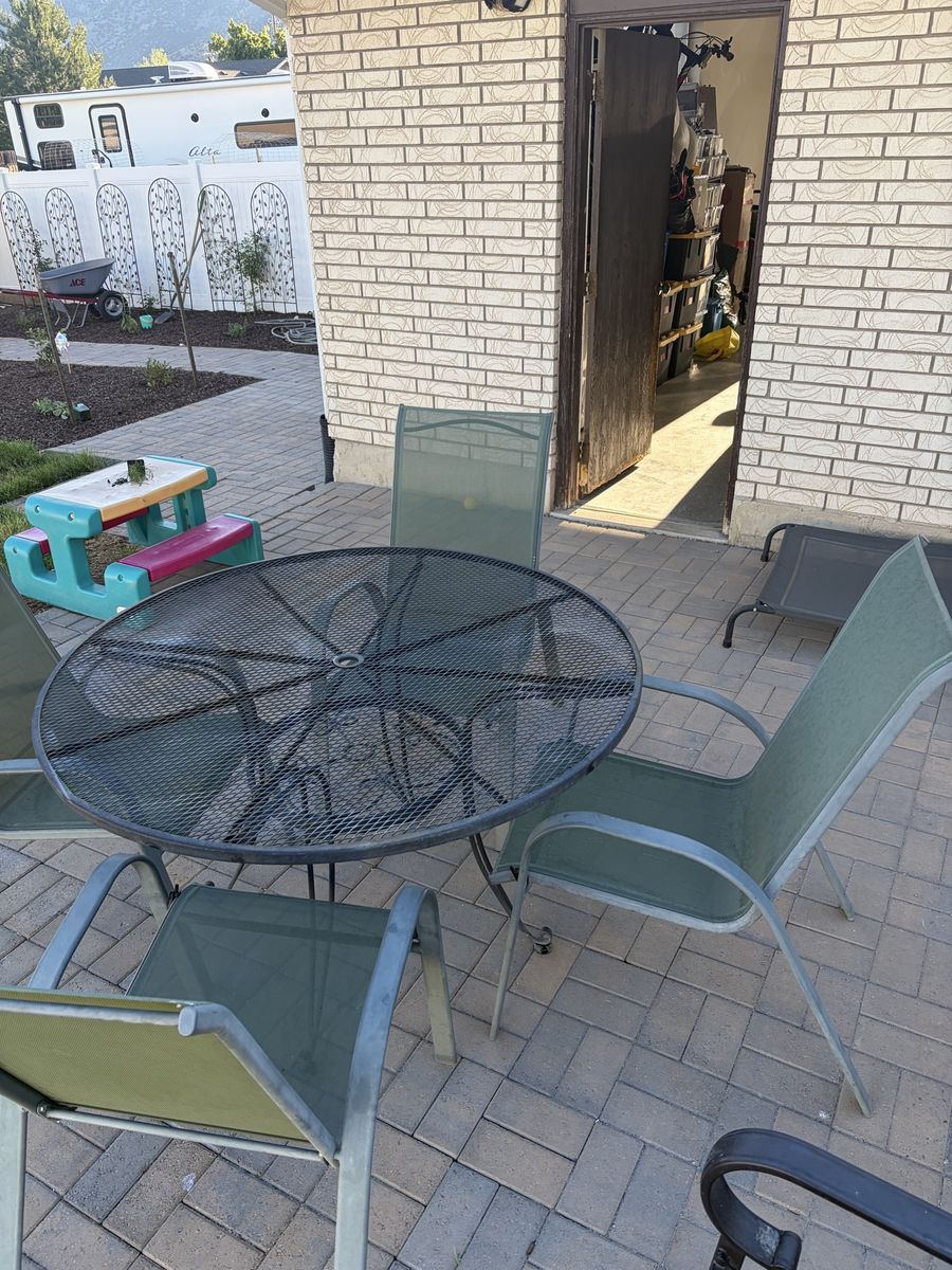 Patio set