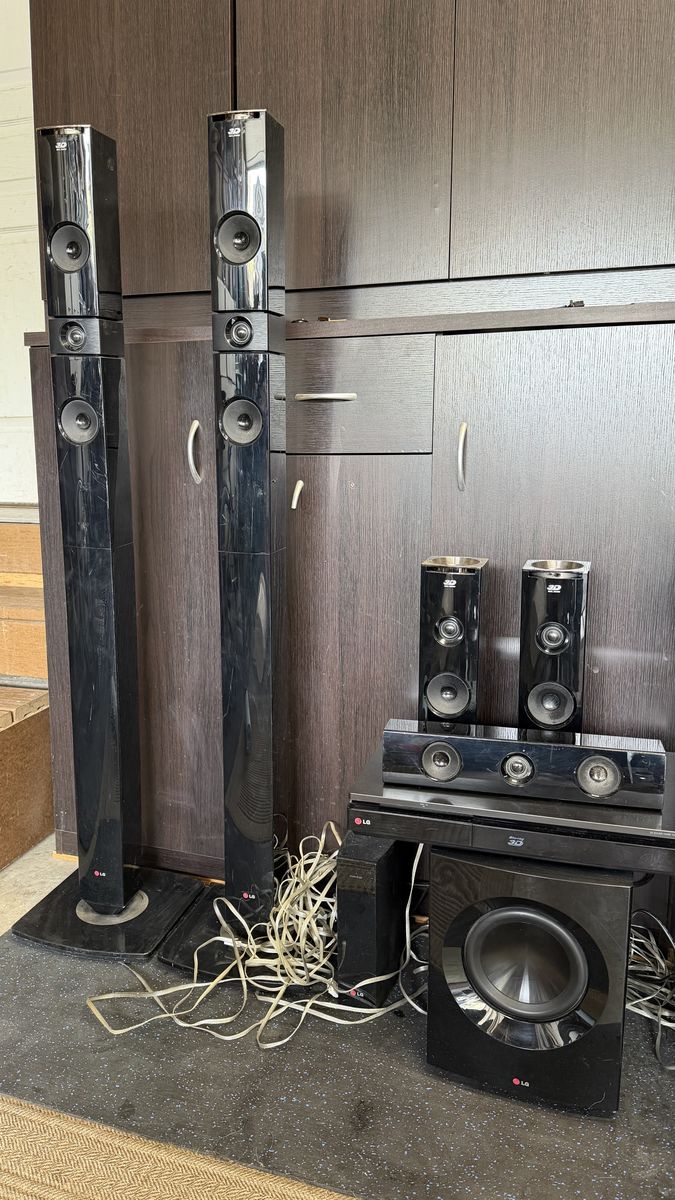 LG Home Theater System1000w 7.1