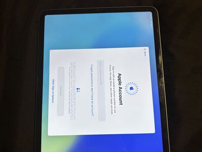 3rd Gen Apple iPad Pro 128 GB