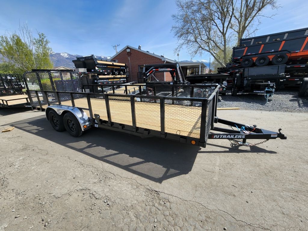 2026 PJ Trailers 7X20 UL 7K with 2' Mesh Sides Lan