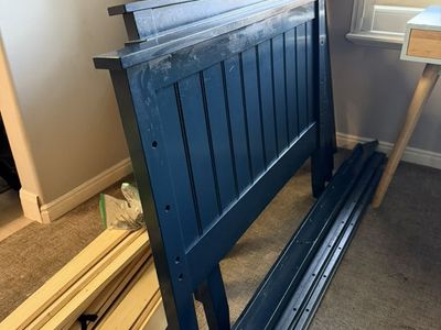 Two Twin Beds/bunkbeds