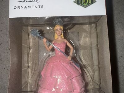 Hallmark Wicked Glinda Christmas Tree Ornament Pink Gown Glitter Wand New in Box