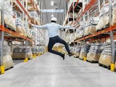 IN SEARCH OF A WARE HOUSE PERSON, MUST HAVE CDL