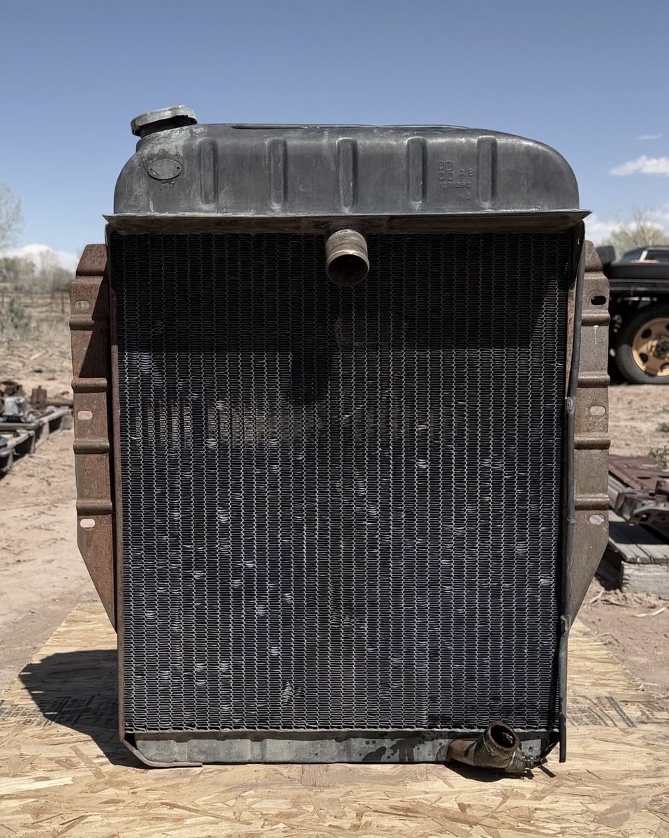 1949-1952 Dodge Chrysler Plymouth Desoto Radiator