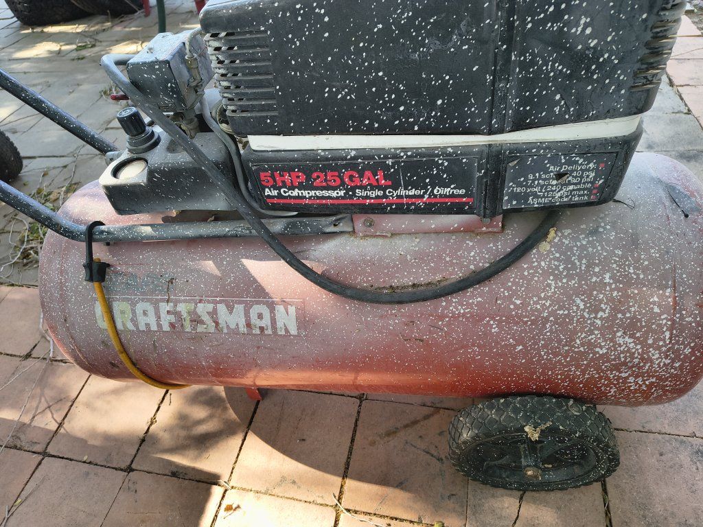 Craftsman 5HP 25 Gallon Air Compressor - Single Cylinder, Oil-Free
