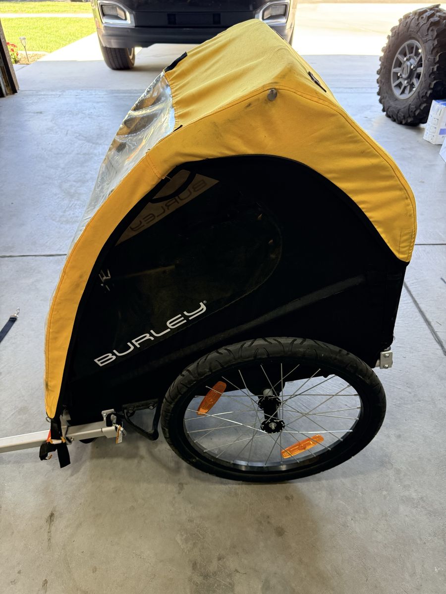 Burley Bee kids bike trailer 2 seats