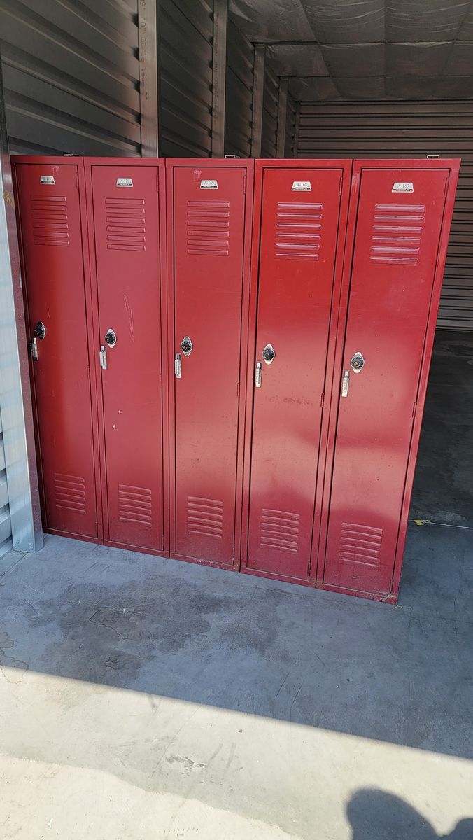 Free Metal Lockers
