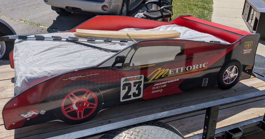 Racecar bed - Twin