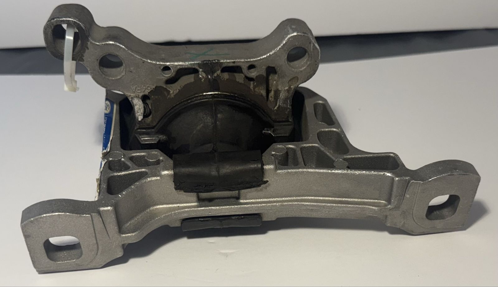 Main image 4