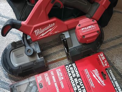 Milwaukee M18 Fuel Compact Band Saw 2829-20 Light Use