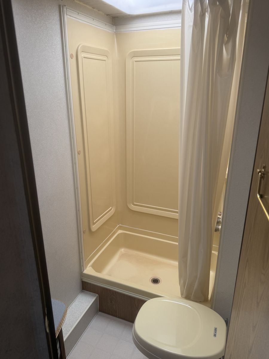 Main image 11