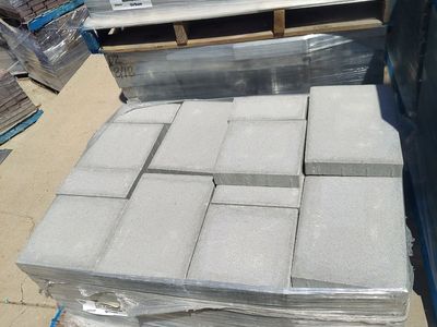 Platinum Monumental Concrete Pavers