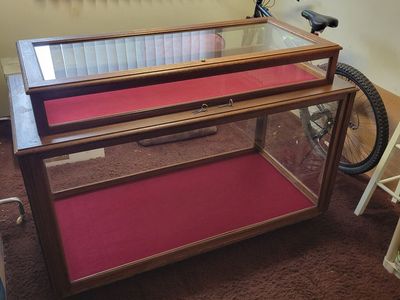 Display case / Vintage Oak