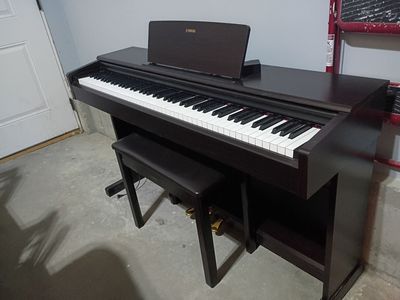 Yamaha piano
