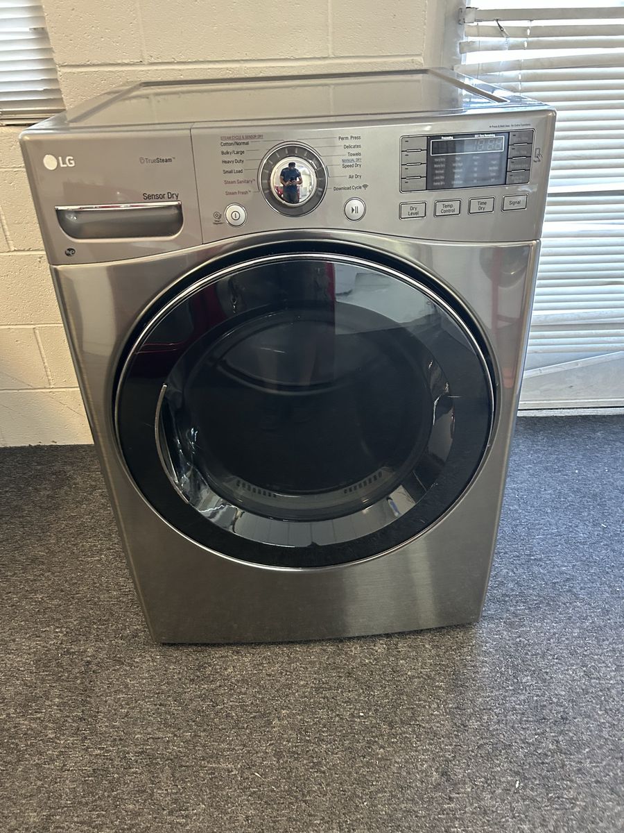 LG stainless electric dryer with steam refresh