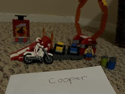 Lego Toy Story: Duke Caboom's Stunt Show (10767)