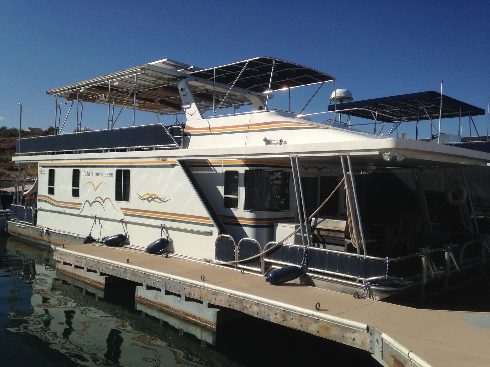Houseboat share (1/6 share) available For Sale