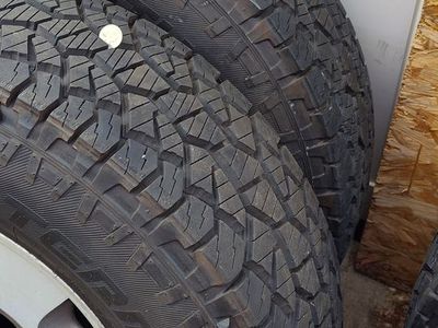 New Pathfinder tires with only 100 miles on them 650 OBO