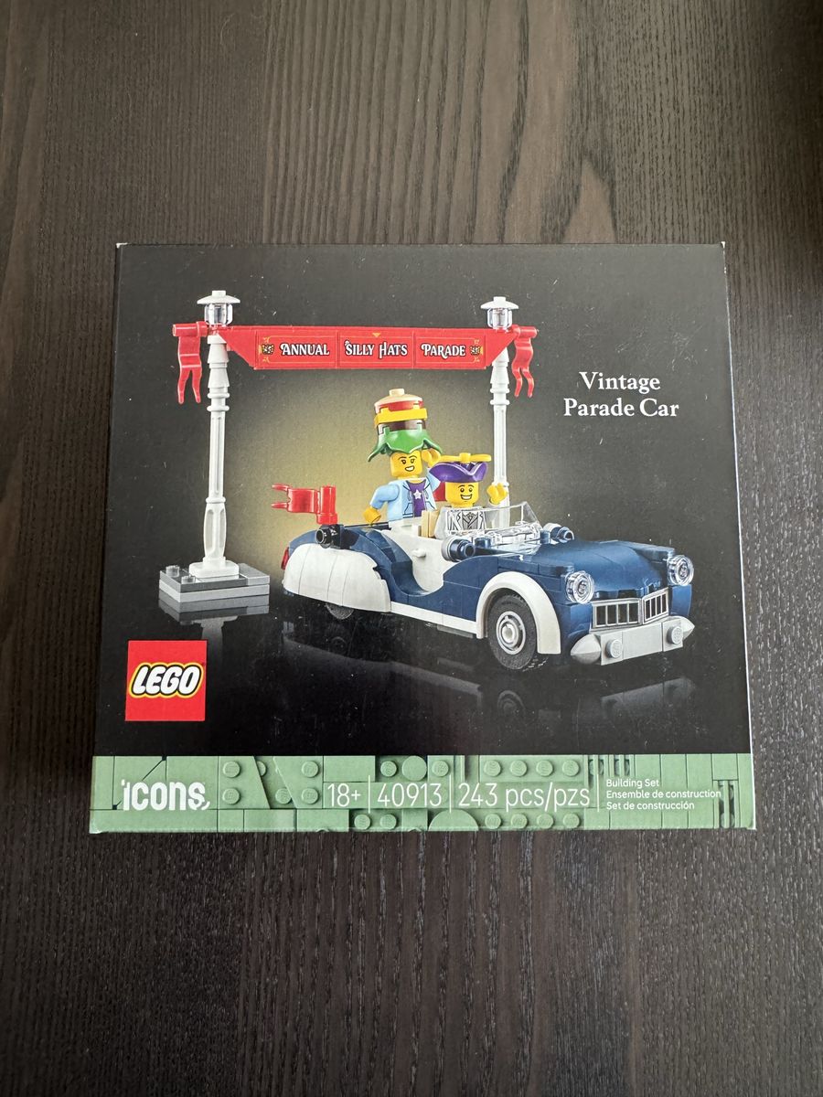 Vintage Parade Car Lego set