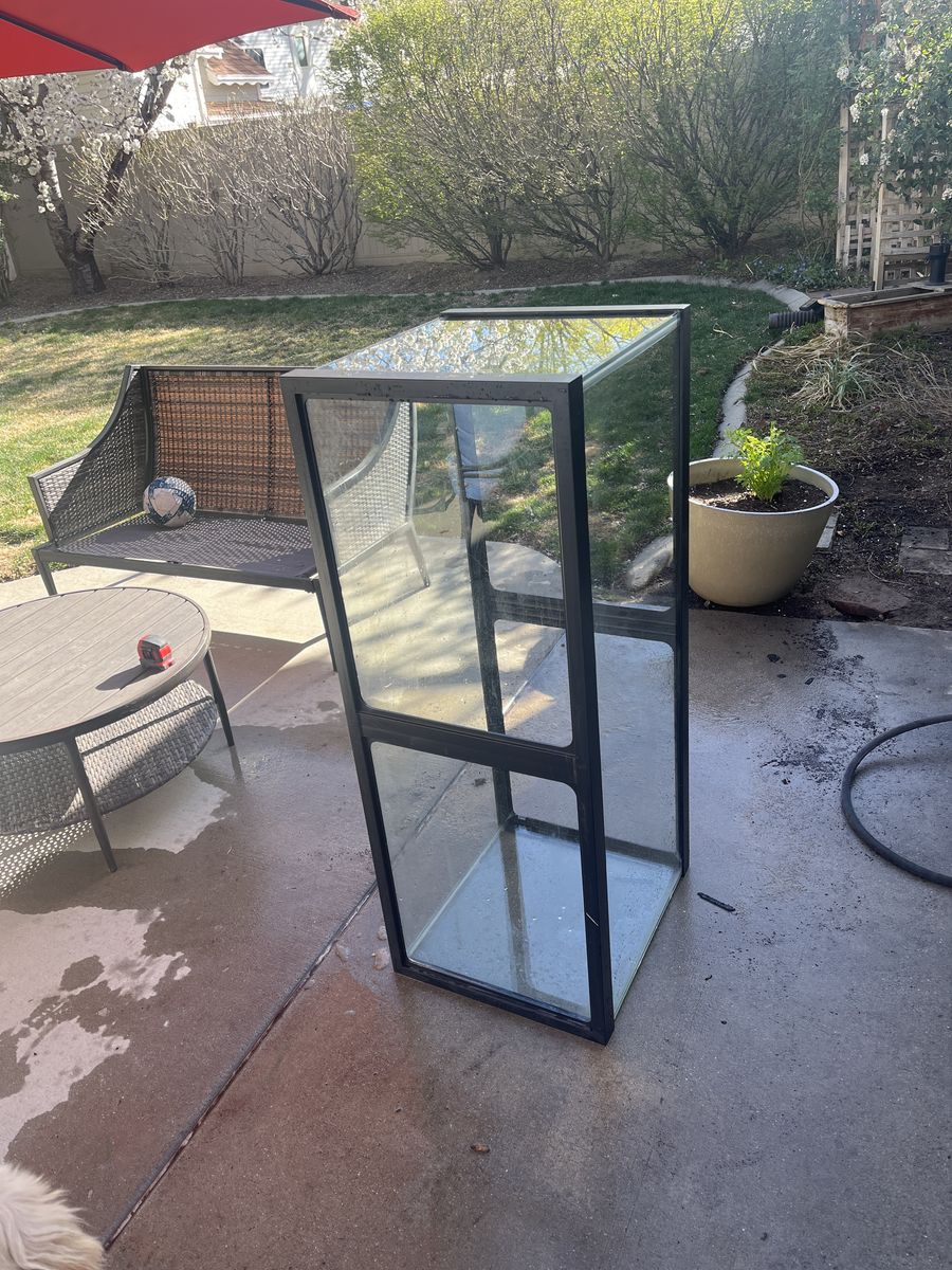 75 Gallon Awuarium Tank.