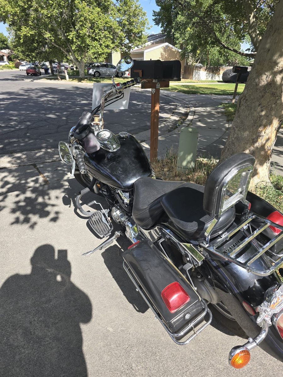 Clean 2002 Yamaha V Star 650 – Runs Perfect! New Tires & Battery – Ready to Ride!