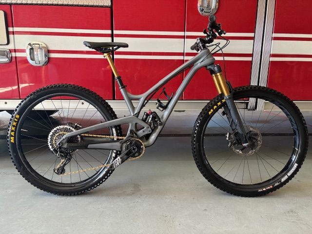 Evil Following Mountain Bike- Size Small