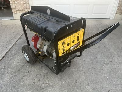 6500 Watt Generac Generator
