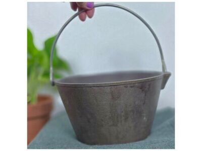 Rare Vintage Lodge Cast Iron #7 Kettle – Flat Bottom – 1960s