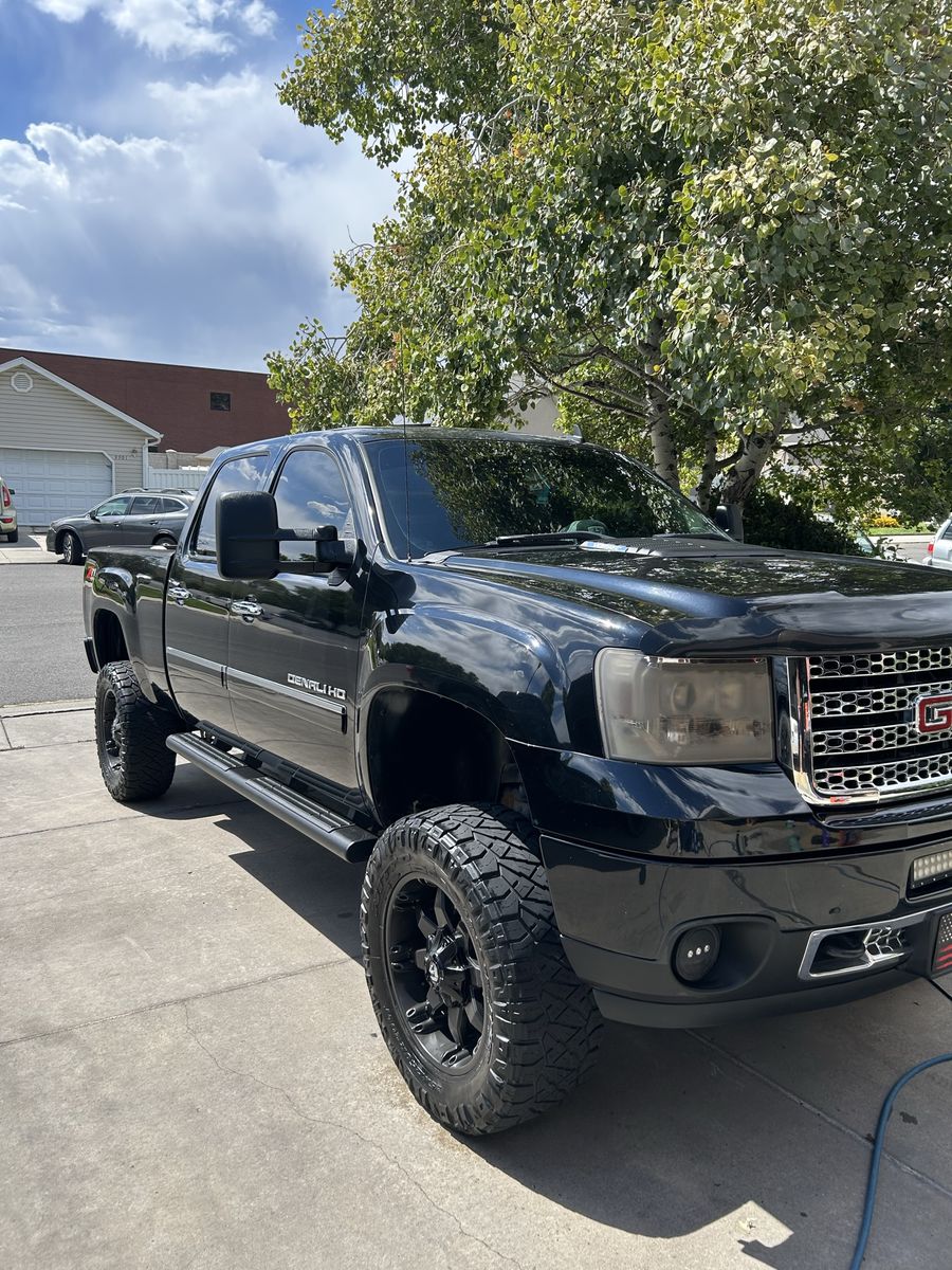 2013 GMC 2500 Denali