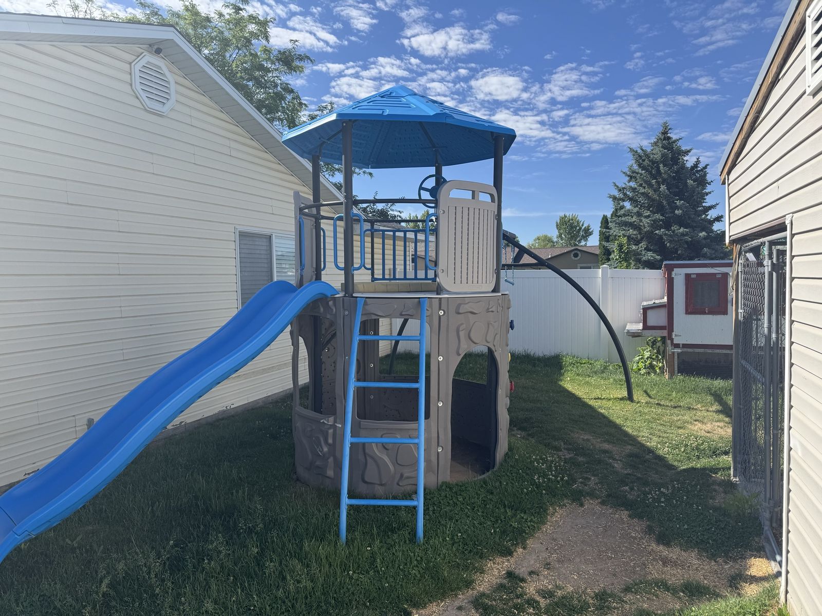 Lifetime Playset, slide, swings, playhouse