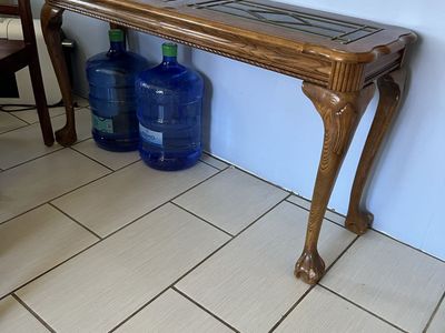 Entry table Vintage